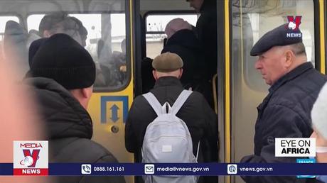 Pháp dừng trục xuất sinh viên nước ngoài