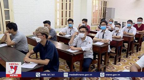 Hơn 1 triệu thí sinh làm thủ tục dự thi tốt nghiệp THPT 2022