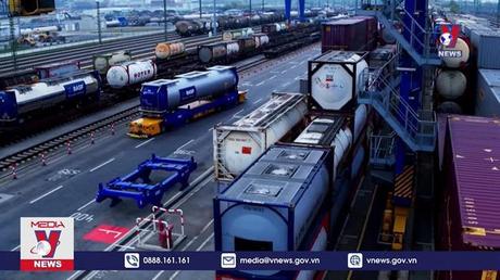 Ngành công nghiệp Đức rơi vào thế khó