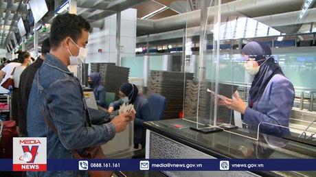 Malaysia cân nhắc tái áp đặt quy định phòng dịch COVID-19