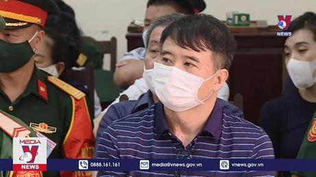 Làm rõ hành vi đưa hối lộ trong vụ buôn lậu xăng