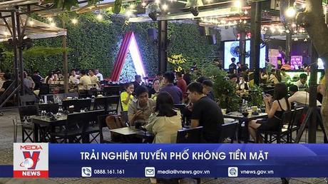Trải nghiệm tuyến phố không tiền mặt tại Đà Nẵng
