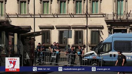 Căng thẳng chính trị tại Italy leo thang