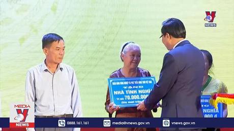 Chủ tịch Quốc hội dự Lễ trao bằng Tổ quốc ghi công