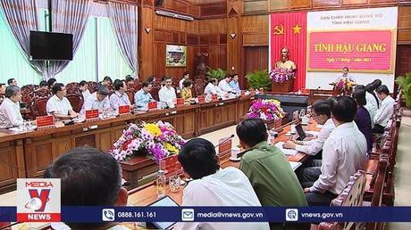 Thủ tướng làm việc với Ban Thường vụ tỉnh Hậu Giang