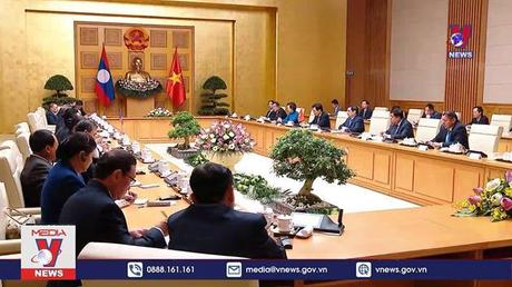 Thủ tướng tiếp Thường trực Ban Bí thư đảng NDCM Lào