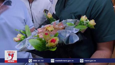 Khủng hoảng làm thay đổi thói quen tặng quà của người Liban