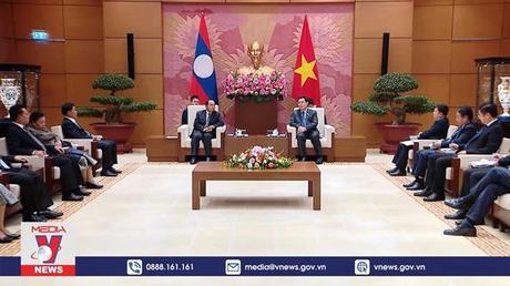 Chủ tịch Quốc hội tiếp Phó Chủ tịch nước Lào
