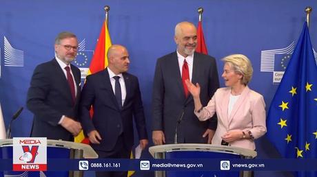 EU khởi động đàm phán kết nạp hai thành viên mới