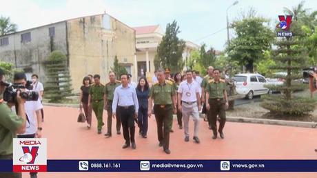 Bộ trưởng Công an thăm, tặng quà thương, bệnh binh