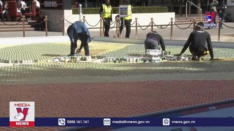 Tranh khảm thực phẩm lớn nhất thế giới ở Nam Phi