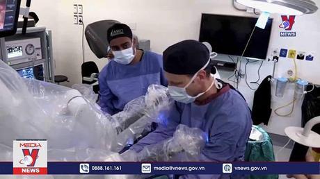 Robot hỗ trợ phẫu thuật phức tạp tại Nam Phi