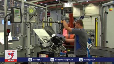 Châu Âu đứng trước bờ vực suy thoái