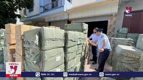 Thu giữ gần 30 tấn mỹ phẩm, nước hoa có dấu hiệu làm giả