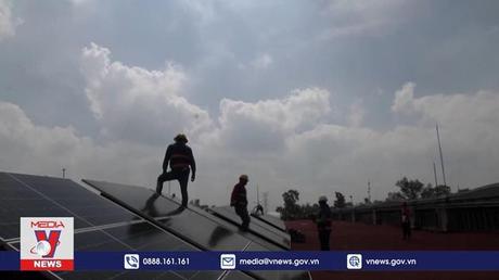 Trang trại pin mặt trời đô thị lớn nhất thế giới