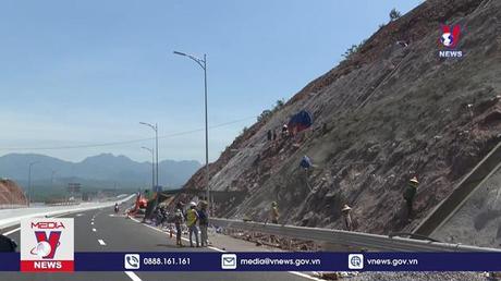 Cao tốc Vân Đồn - Móng Cái nỗ lực về đích