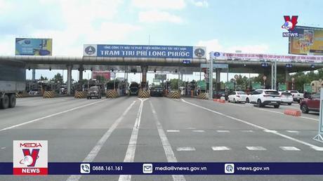 Quyết liệt triển khai thu phí tự động không dừng