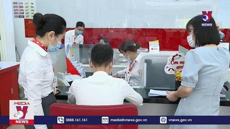 Từ 1.8, rút tiền trước hạn vẫn được hưởng lãi cao 