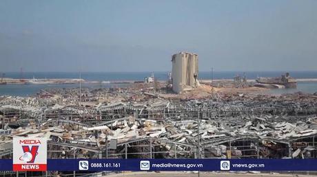 Sập kho ngũ cốc tại cảng Liban sau hỏa hoạn