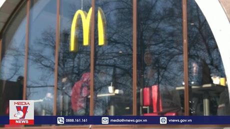 Mỹ và Canada mở rộng trừng phạt Nga