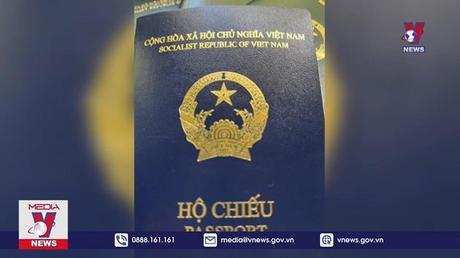 Bộ Công an tiếp tục cấp hộ chiếu mẫu mới trên toàn quốc