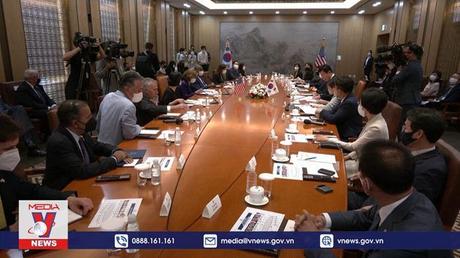 Chủ tịch Hạ viện Mỹ hội đàm với Chủ tịch Quốc hội Hàn Quốc