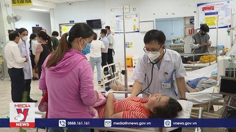 Ngăn chặn hành vi côn đồ với nhân viên y tế