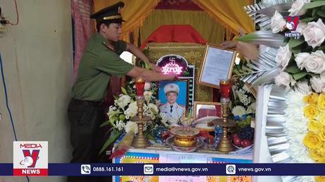 Đại úy Công an hy sinh trong khi làm nhiệm vụ được thăng cấp bậc hàm