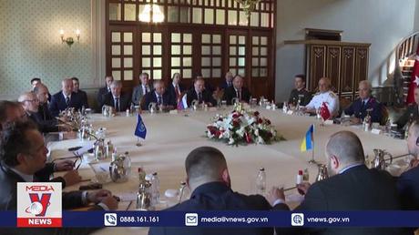 Thêm 3 tàu chở ngũ cốc Ukraine rời cảng