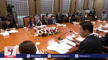 Chủ tịch Hạ viện Mỹ hội đàm với với Thủ tướng Nhật Bản