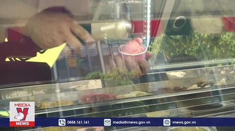 Người Đức thích thú tận hưởng cái nóng 37 độ