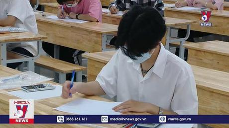 Lo ngại điểm thi và học bạ chênh cao