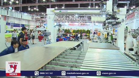 Khai mạc hội chợ máy và nguyên liệu gỗ quốc tế Bình Dương 2022