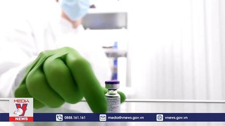 BioNTech dự kiến sử dụng vaccine dành cho biến thể Omicron vào tháng 10
