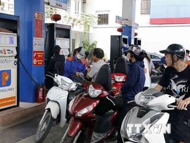 Giảm 10% thuế nhập khẩu ưu đãi mặt hàng xăng động cơ, không pha chì