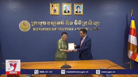 Rộn ràng khai mạc Tuần Văn hóa Việt Nam tại Campuchia