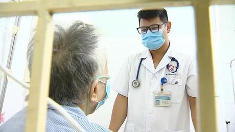 Việt Nam nằm trong các nước có số ca COVID-19 cao nhất