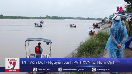 Nam Định tìm kiếm 4 người mất tích trên sông Đào