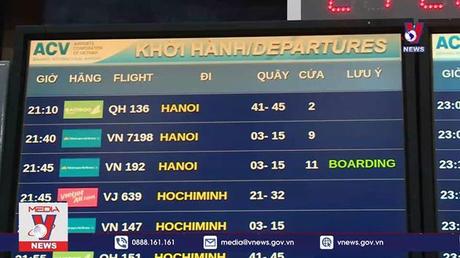 Gia tăng số chuyến bay chậm giờ