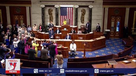 Hạ viện Mỹ thông qua dự luật về thuế, y tế và biến đổi khí hậu