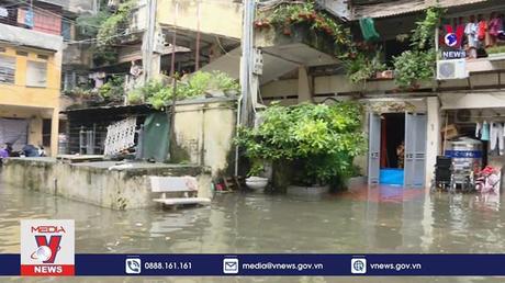 'Lênh đênh' giữa lòng thủ đô 