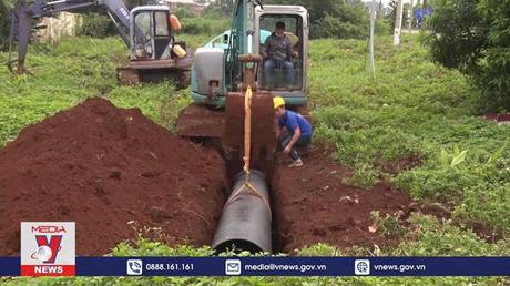 Người dân vùng núi không còn lo “khát” nước vào mùa khô