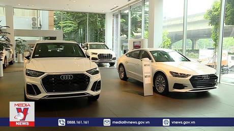 Ô tô vẫn khan hàng trong tháng Ngâu