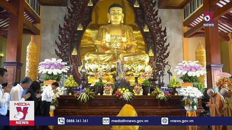 Đại lễ tưởng niệm cán bộ, chiến sĩ hy sinh và đồng bào tử vong do COVID-19