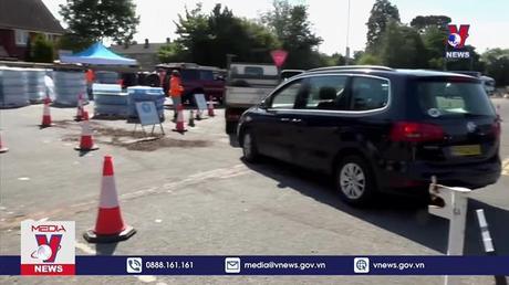 Anh hạn chế sử dụng nước để ứng phó với hạn hán