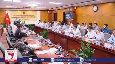 Thủ tướng chủ trì Hội nghị trực tuyến với các Thương vụ