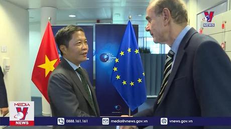 Uỷ viên BCT, Trưởng ban Kinh tế TƯ Trần Tuấn Anh thăm và làm việc tại Bỉ và EU