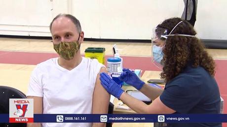 Canada cho phép tiêm liều tăng cường vaccine COVID-19 cho trẻ 5-11 tuổi