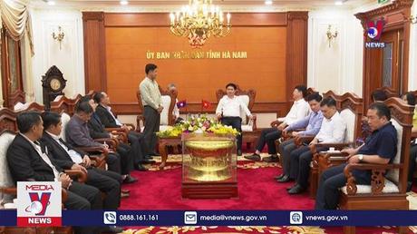  Đoàn đại biểu Bộ Tư pháp Lào thăm và làm việc tại tỉnh Hà Nam