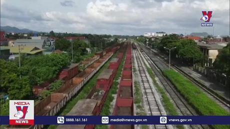 Sống mòn bên dự án đường sắt Yên Viên - Cái Lân 